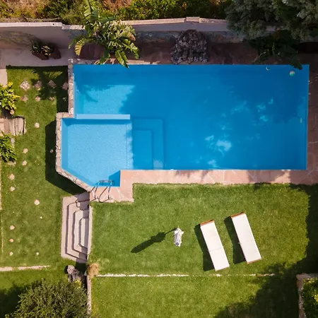 Hébergement de vacances Dm Elegant And Charming *